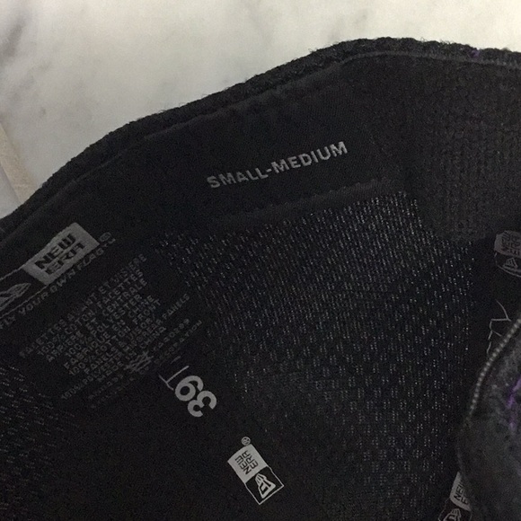 FedEx Racing Hat - Picture 4 of 4